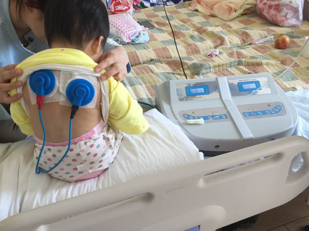 黑龙江中医药大学附属第一医院儿科引入电脑中频药物导入治疗仪